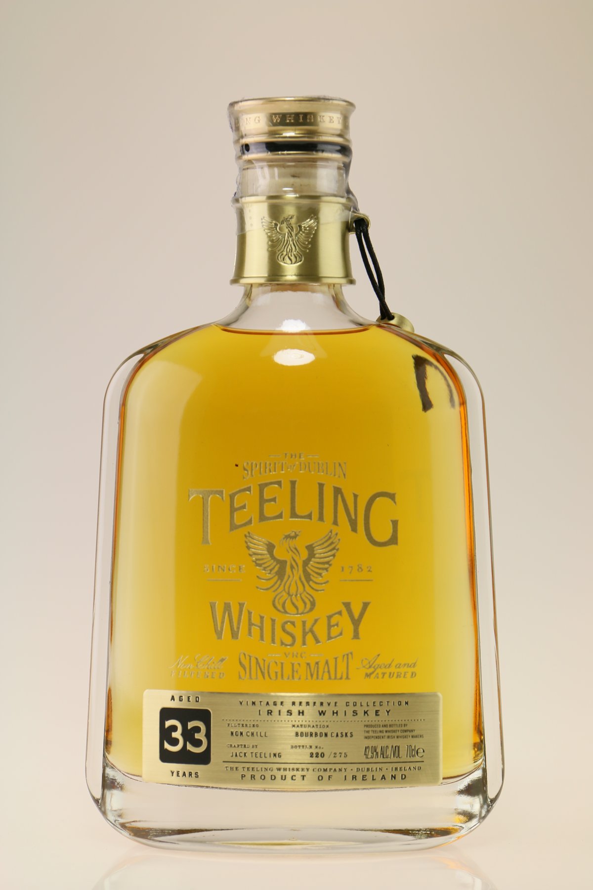 Teeling Single Malt Whiskey 33 years Vintage Whisky 70 cl. 42,9
